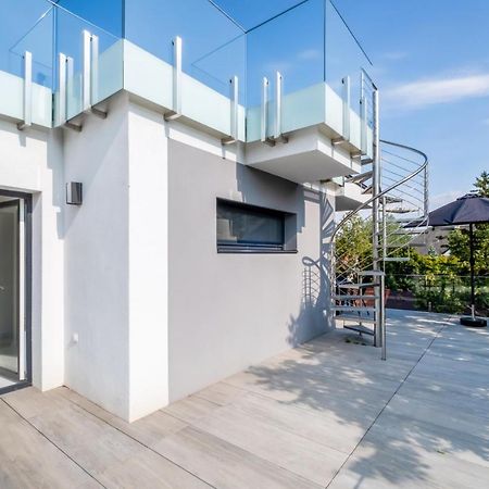 שיופוק Mf Villa Nuvola מראה חיצוני תמונה